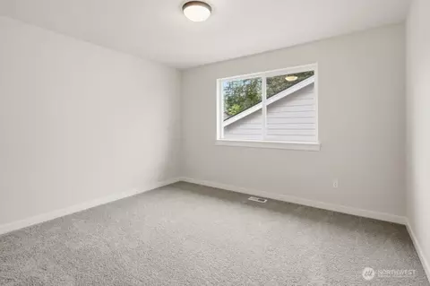 Bedroom - 1640 Lockridge Loop E #10, Enumclaw, WA 98022 photo 7 of 7
