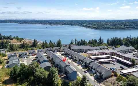 1941 Hardway Ln, Bremerton, WA 98312