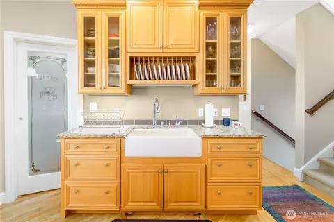Kitchen - 851 3 Crabs Rd, Sequim, WA 98382 photo 5 of 5