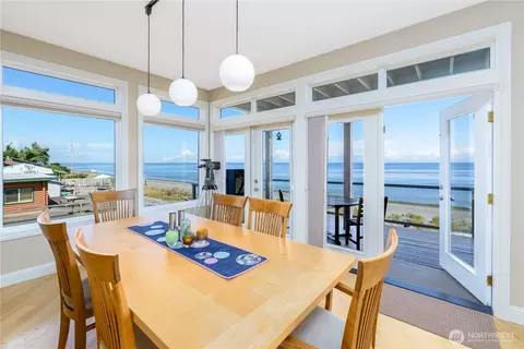 Dining - 851 3 Crabs Rd, Sequim, WA 98382 photo 1 of 1