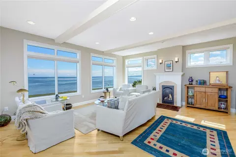 Living - 851 3 Crabs Rd, Sequim, WA 98382 photo 2 of 7