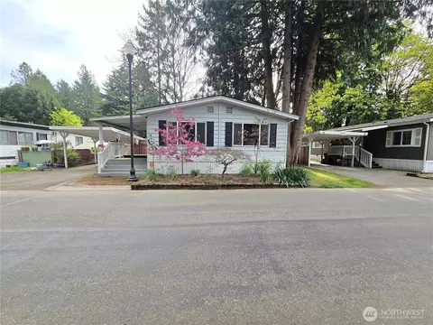900 29th St SE #D-9, Auburn, WA 98002