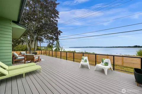 4701 Drayton Harbor Rd, Blaine, WA 98230
