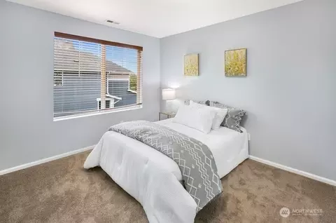 Bedroom - 3931 177th St SE, Bothell, WA 98012 photo 3 of 7