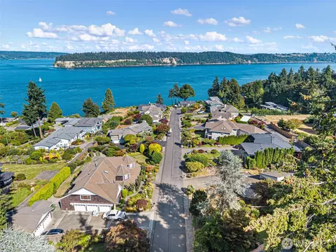 2410 55th Street Ct NW, Gig Harbor, WA 98335