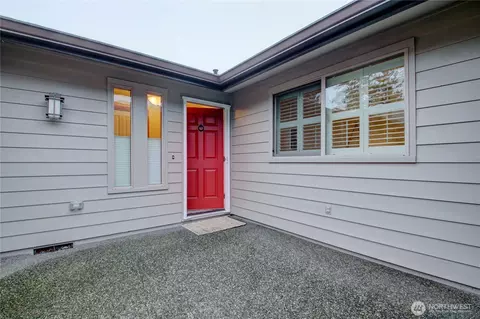 12454 Gwen Dr #13, Burlington, WA 98233
