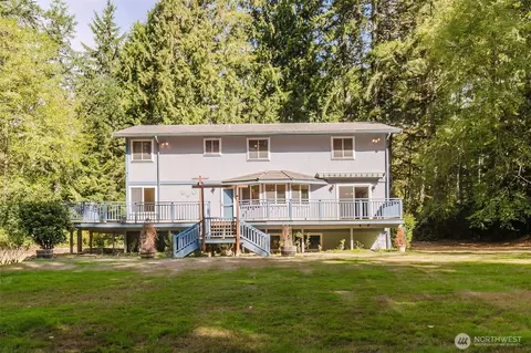 9531 Brandywine Ln SE, Olalla, WA 98359