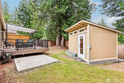 Exterior - 14502 104th Ave NE, Bothell, WA 98011 photo 6 of 6