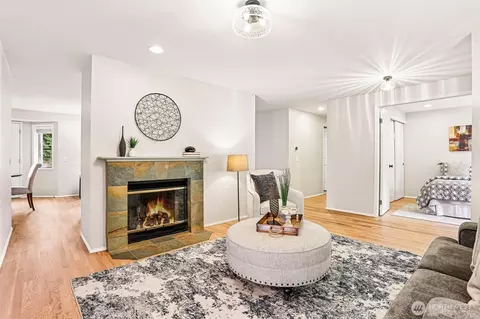 Living - 14502 104th Ave NE, Bothell, WA 98011 photo 1 of 3