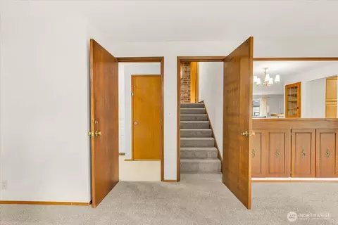 Entry Way - 8602 Maple Ln, Edmonds, WA 98026 photo 1 of 1