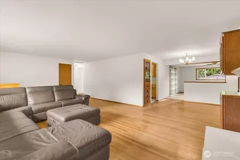 Living - 8602 Maple Ln, Edmonds, WA 98026 photo 4 of 8