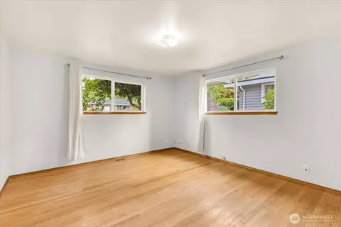 Bedroom - 8602 Maple Ln, Edmonds, WA 98026 photo 2 of 7