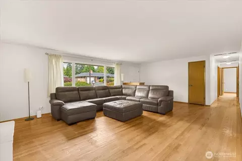 Living - 8602 Maple Ln, Edmonds, WA 98026 photo 3 of 8