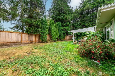 Exterior - 648 Smith St, Monroe, WA 98272 photo 6 of 9
