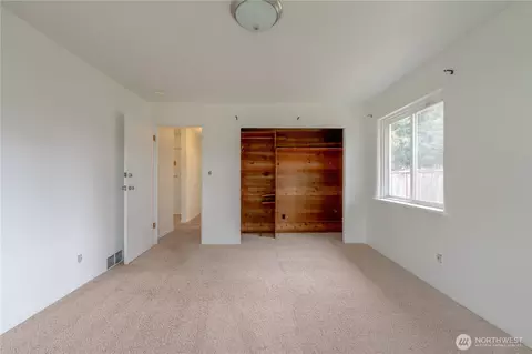 Bedroom - 648 Smith St, Monroe, WA 98272 photo 4 of 7