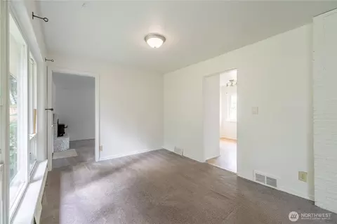 Living - 648 Smith St, Monroe, WA 98272 photo 6 of 9