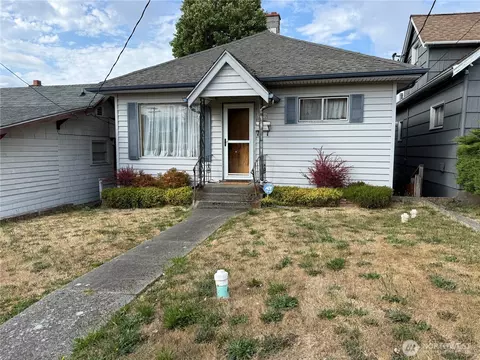 1940 4th St, Bremerton, WA 98337