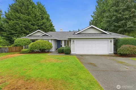 20130 Bue Rund Loop NE, Poulsbo, WA 98370