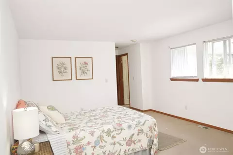 Bedroom - 10115 6th Dr SE #B, Everett, WA 98208 photo 2 of 8