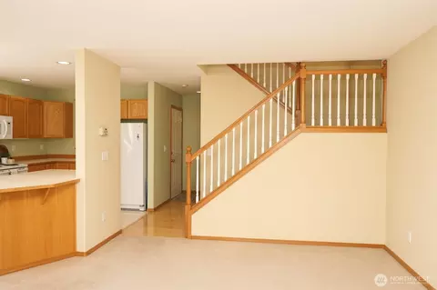 Living - 10115 6th Dr SE #B, Everett, WA 98208 photo 3 of 3