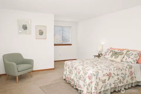 Bedroom - 10115 6th Dr SE #B, Everett, WA 98208 photo 1 of 8