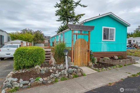 700 NW Crosby Ave #164, Oak Harbor, WA 98277