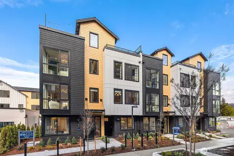 13365 NE 175th Pl #31, Woodinville, WA 98072