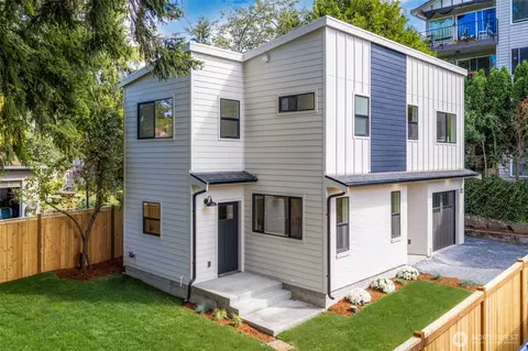 212 N 115th St, Seattle, WA 98133