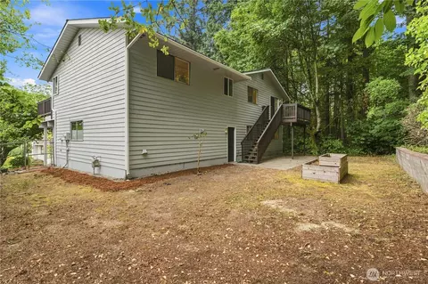 Exterior - 318 228th St SE, Bothell, WA 98021 photo 6 of 7
