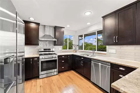 Kitchen - 318 228th St SE, Bothell, WA 98021 photo 1 of 4