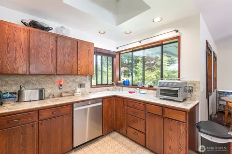 Kitchen - 280 Cline Rd, Sequim, WA 98382 photo 2 of 2
