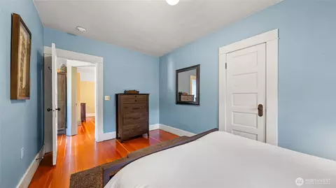 Bedroom - 528 E Alder St, Walla Walla, WA 99362 photo 2 of 5