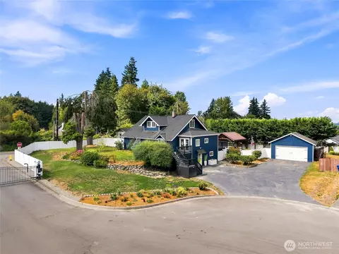 2803 9th St SW, Puyallup, WA 98373