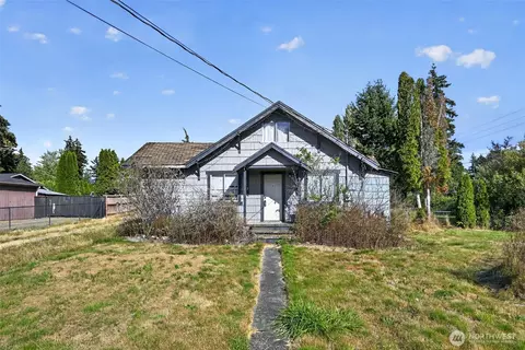 9305 Golden Given Rd E, Tacoma, WA 98445