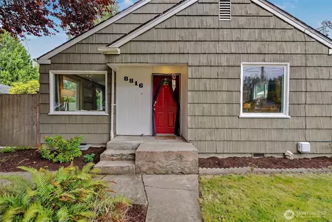 8816 A St, Tacoma, WA 98444