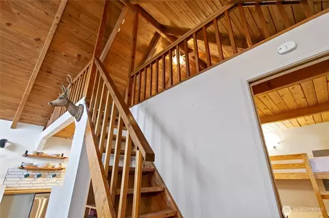 Entry Way - 270 Emerald Lake Dr, Grapeview, WA 98546 photo 2 of 2