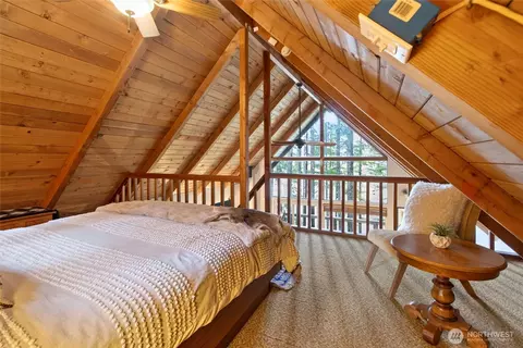 Bedroom - 270 Emerald Lake Dr, Grapeview, WA 98546 photo 3 of 3