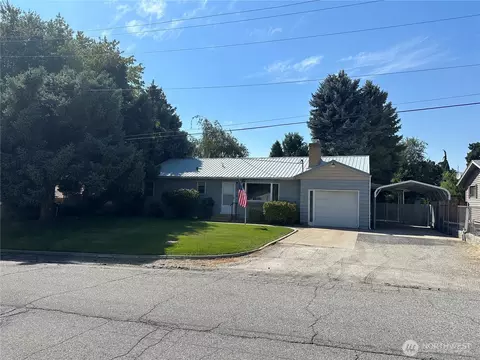30 S Gilmore, East Wenatchee, WA 98802