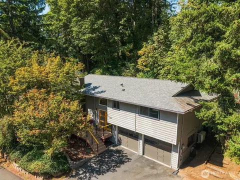13917 16th Pl SW, Burien, WA 98166