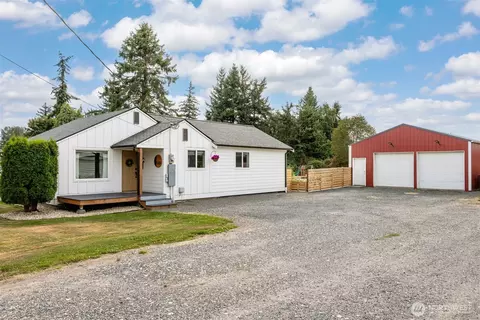 5335 Northwest Dr, Bellingham, WA 98226