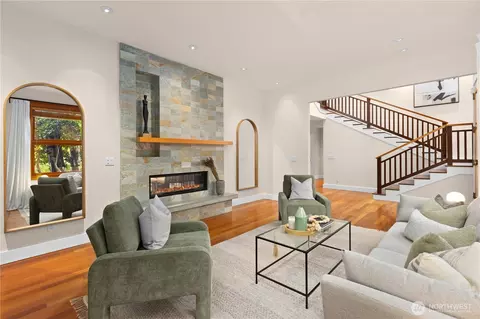 Living - 2223 39th Ave E, Seattle, WA 98112 photo 1 of 2
