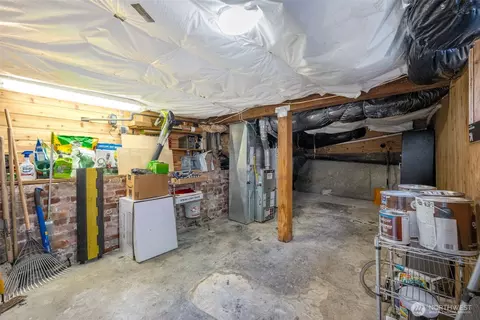 Other - 2614 E John St, Seattle, WA 98112 photo 3 of 4