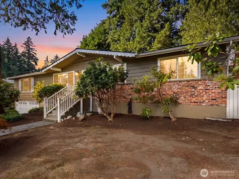 Exterior - 10610 NE 190th St, Bothell, WA 98011 photo 13 of 13
