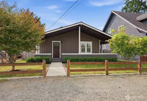 31821 W Rutherford St, Carnation, WA 98014