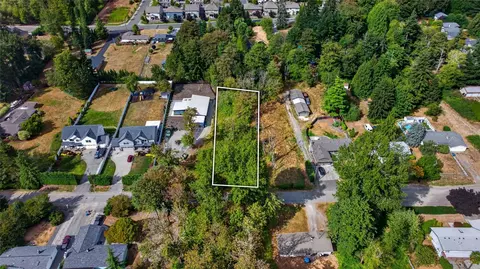 17424 SE 142nd St, Renton, WA 98059