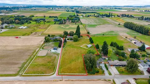 16792 Dunbar Rd, Mount Vernon, WA 98273