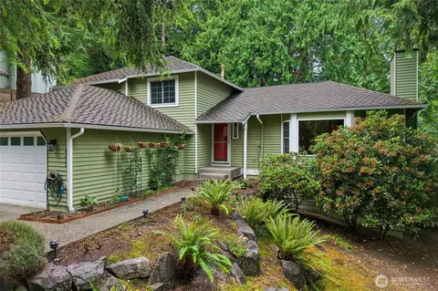 4315 210th Pl NE, Sammamish, WA 98074