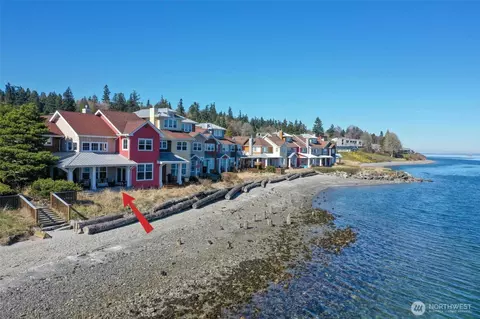 16 Heron Rd, Port Ludlow, WA 98365
