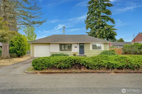 918 E 52nd St, Tacoma, WA 98404