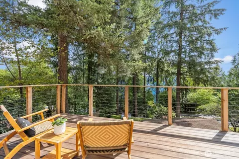2035 W Lake Sammamish Pkwy SE, Bellevue, WA 98008